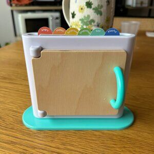 Lovevery Emotion Match Mirror & Card Set